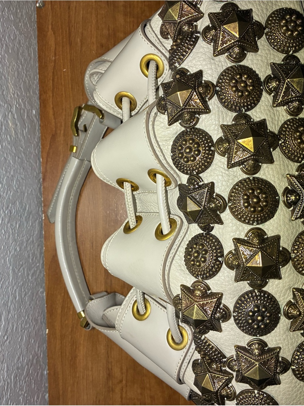 Burberry Cream Leather Drawstring Hobo with Bronze Studs - Picture 6 of 12